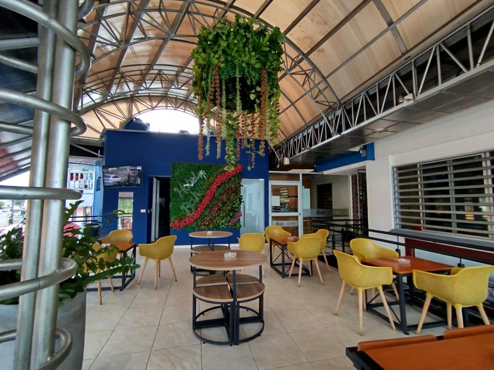 Hotel Bahia *